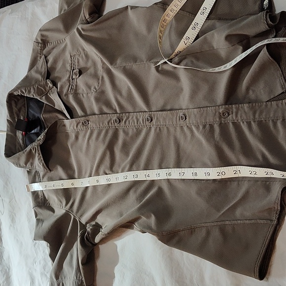 The North Face Button Up Collar Olive Green Khaki Short Sleeve Shirt Medium - Picture 11 of 12